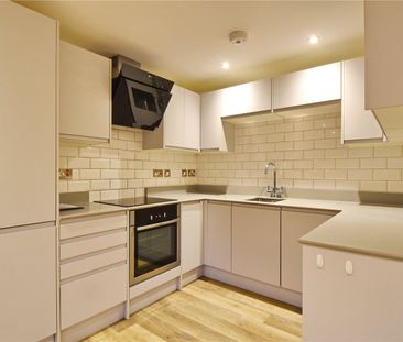 Raleigh Road, Bristol - Photo 4