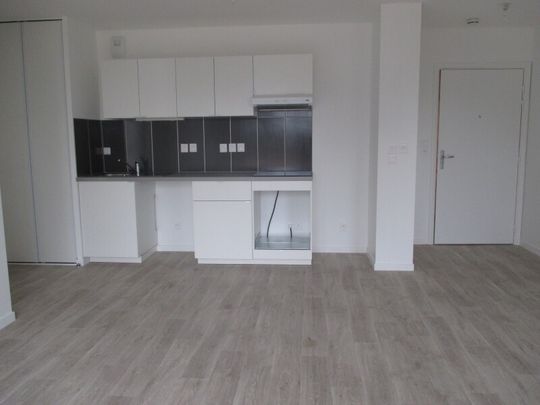Location Appartement 2 pièces 41m² ST JEAN DE BRAYE 45800 - Photo 1