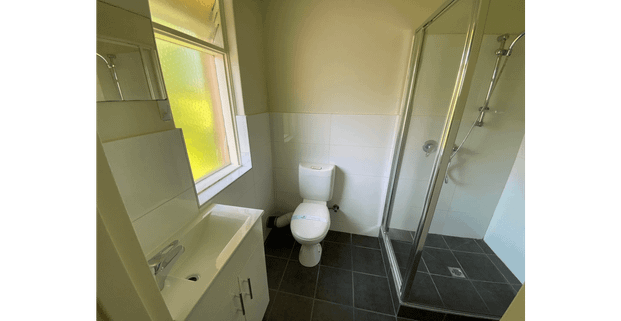 Charming One-Bedroom Flat Moments from Acland Street & St Kilda Beach - Photo 1