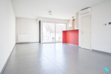 Instapklaar, energiezuinig appartement met staanplaats te Roeselare - Foto 3