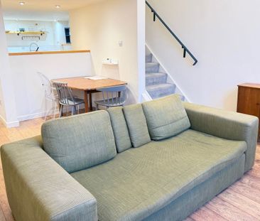 To Let 1 Bed Flat - Photo 1