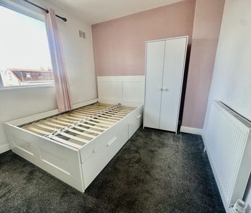 3 bedroom House To Let - Photo 6