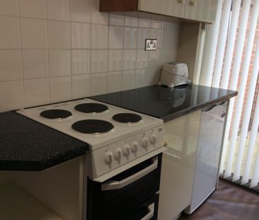 Rollswood Drive, SOLIHULL - Photo 4