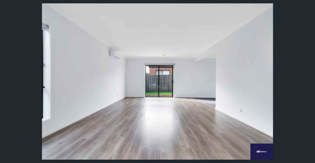 Modern Family Home in STRATHTULLOH VIC 3338 - Photo 1