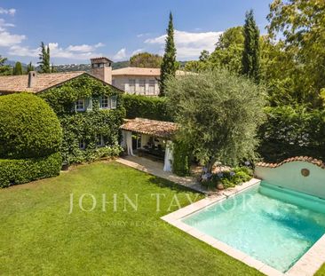 Maison à louer Mougins, Cote d'Azur, France8 500 EUR / Mois - Photo 3
