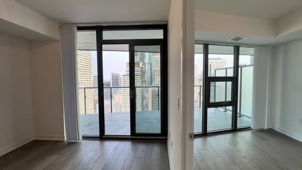 For Lease - 11 Wellesley Street Unit# 3204, Toronto, Ontario - Photo 1