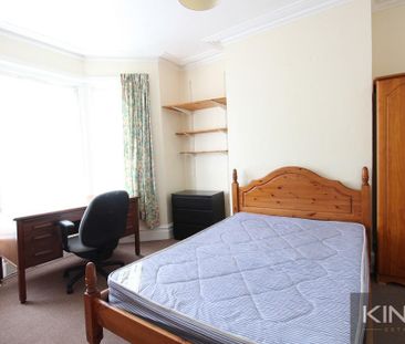 5 bedroom terraced house to rent - Photo 3