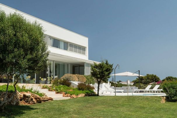 Luxury 4 bedroom Detached House for rent in Cala'N Blanes, Balearic Islands - Photo 1