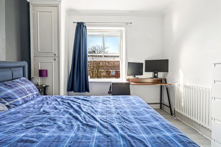 1 Bed Flat, Richborne Terrace, SW8 - Photo 3