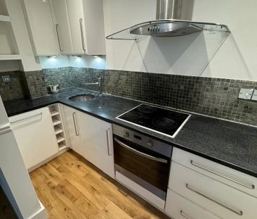 2 bedroom apartment to rent - Photo 2