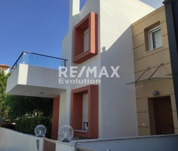 Ενοικίαση κατοικίας, 267 τ.μ., Καλύβια Θορικού, €1,700 - Photo 1