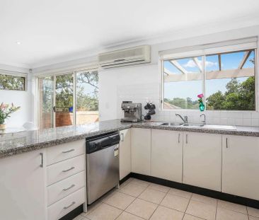 Contemporary Comfort-3-Bedroom Apartment in Prime Castle Hill Locat... - Photo 3