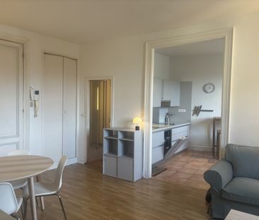 Location Appartement 2 pièces 62m² BORDEAUX 33000 - Photo 2