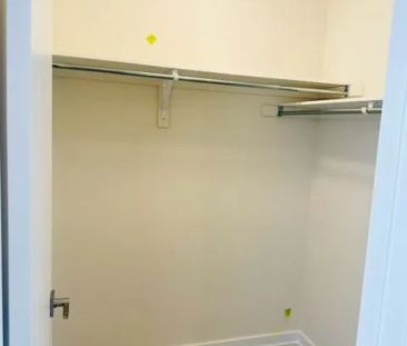 Condo Townhouse For Lease | W9244379 - Photo 4