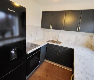 Crossbrook Street, Waltham Cross, Cheshunt - Photo 3