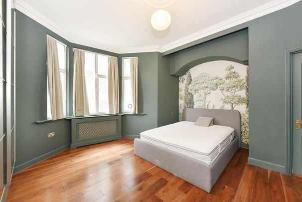 3 bedroom flat to rent - Photo 1