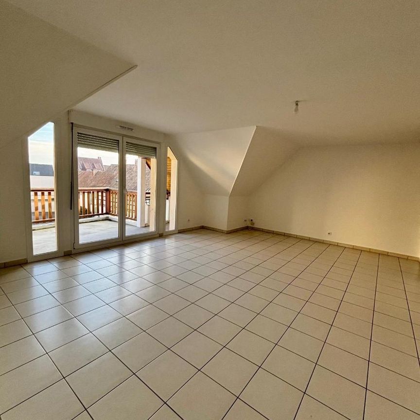 Location Appartement 4 pièces 81m² LINGOLSHEIM 67380 - Photo 1