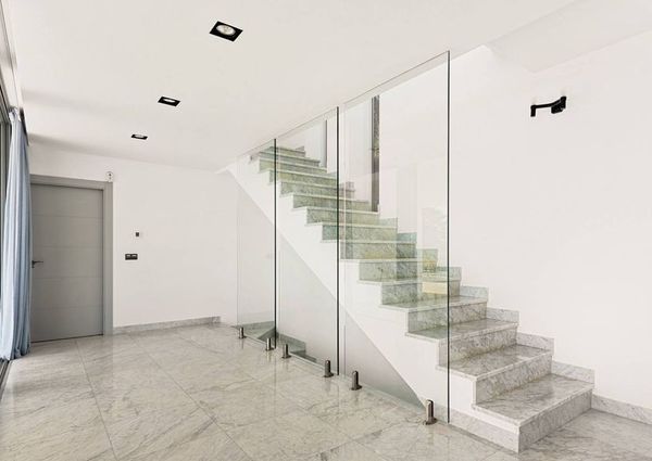 Luxury Villa for rent in Marbella Del Este, Andalusia