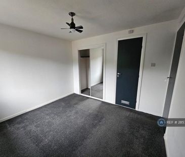 1 bedroom semi-detached house to rent - Photo 4