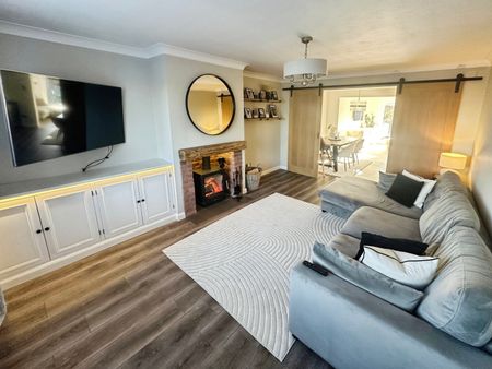 Lincoln Road, Lincoln, Washingborough - Photo 2