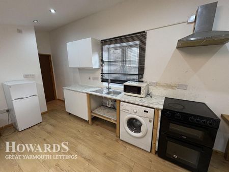 2 bedroom end of terrace house to rent - Photo 5