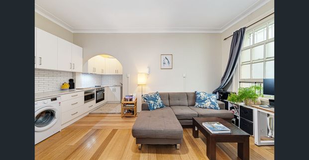 Unfurnished One Bedroom Apartment - Photo 1