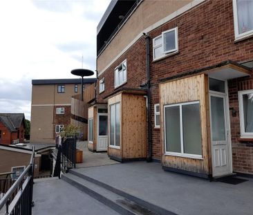 2 bedroom flat to rent - Photo 3