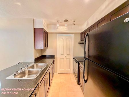 #412 11804 22 Avenue Southwest - Photo 4