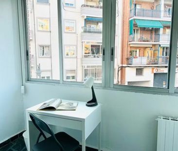 Calle Pascual Hermanos, Alcobendas, Community of Madrid 28100 - Photo 3