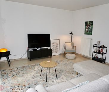 Recent appartement met 2 slaapk, terras en autostaanplaats. - Photo 1