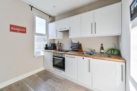 1 bedroom flat to rent - Photo 5