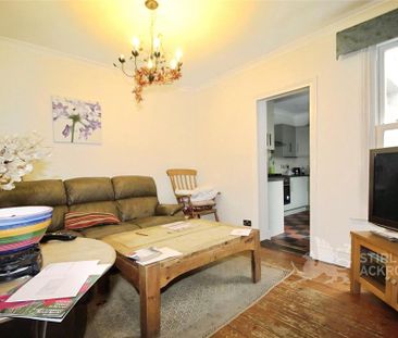 5 bedroom semi-detached house to rent - Photo 1