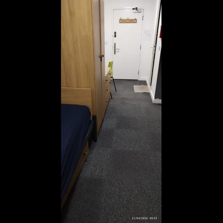Studio Flat, Bridge Road, B8 - Photo 4