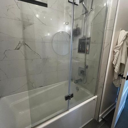 Appartement style condo de 2 chambres et 1 salle de bain (4 1/2) - Photo 4