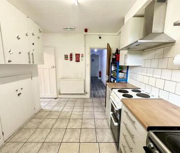 House share to rent - Photo 6