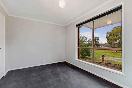 3 Bed, 2 Bath - Photo 5