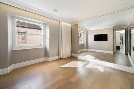 4 bedroom flat to rent - Photo 4