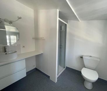 Location Appartement 2 pièces 33m² LA ROCHELLE 17000 - Photo 3