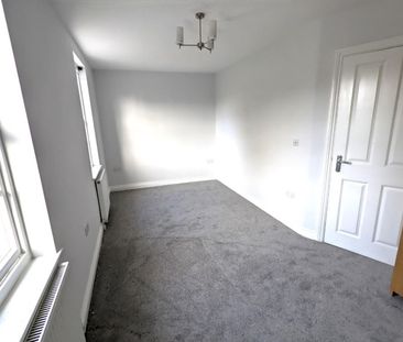 2 bedroom Flat To Let Total Size: 1238 SQ FT - Photo 1