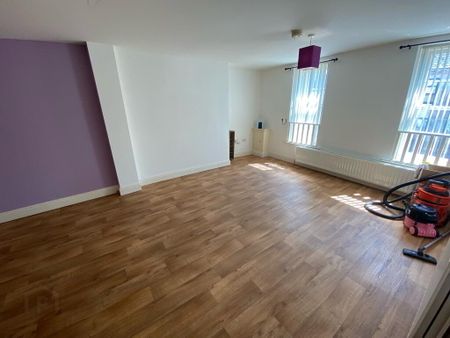 Apt 4 13-15 Bridge Street, Lisburn, BT28 1XZ - Photo 2