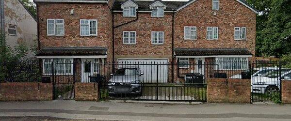 Room in a Shared House, Hall Lane, LS12 - Photo 1