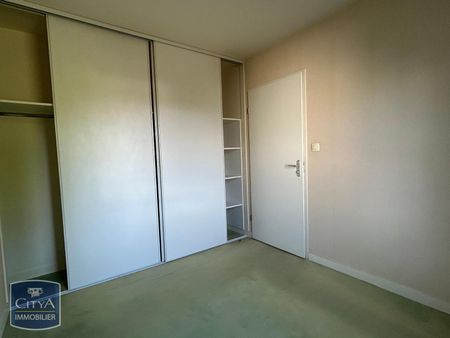 Location Appartement 2 pièces 41m² VEZIN LE COQUET 35132 - Photo 3