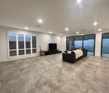 21 Van Lieshout Circuit, Griffin QLD 4503 - House For Rent | Domain - Photo 5