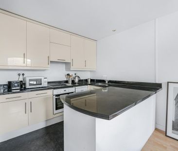 1 bedroom flat to rent - Photo 3