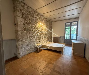 Location Appartement 2 pièces 106m² STE FOY LA GRANDE 33220 - Photo 4