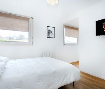 DINAN A Roommate 4 Bedrooms at Brest - Photo 3
