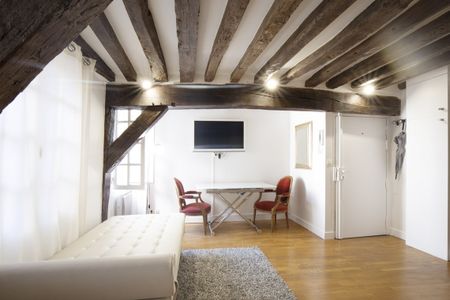 Appartement à louer quai Voltaire, Paris 7ème - Photo 4