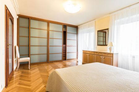 Szereg 300 m2, 6 pokoi, Klecina - Photo 3