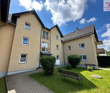 Altersgerechte 2-Raum Wohnung in Burkhardtsdorf OT Meinersdorf mit Balkon! - Foto 1