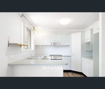 Welcome to 3 Palm Court! - Photo 4